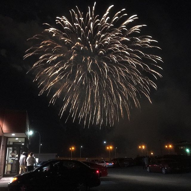 My best photo of the night. #igerssaintjohn #saintawesome #sjnb #fireworks